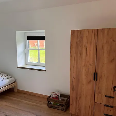 Mit Garten In Meyenburg - Keine Monteure