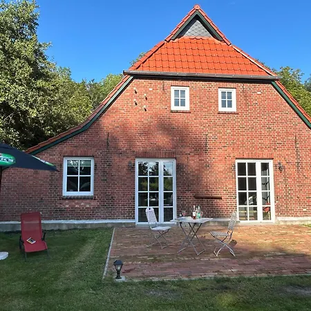 Mit Garten In Meyenburg - Keine Monteure